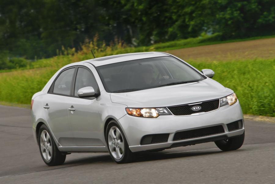  Kia Forte 2009 года  (фото 84 из 128)
